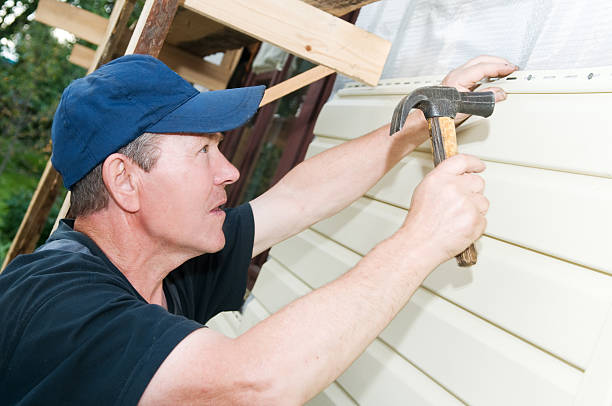 Siding Removal and Disposal in Garden City, MI